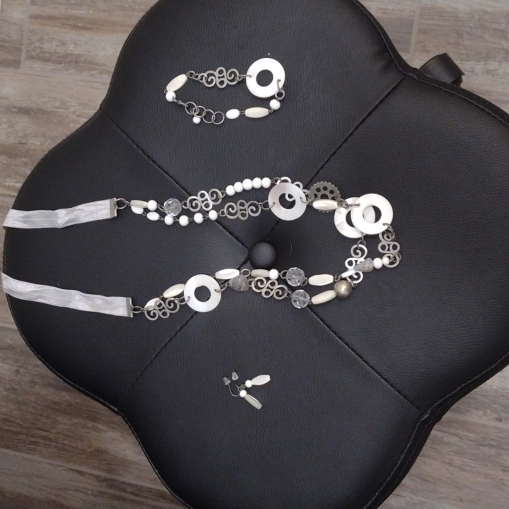 Jewelry set - Picture 2 of 8